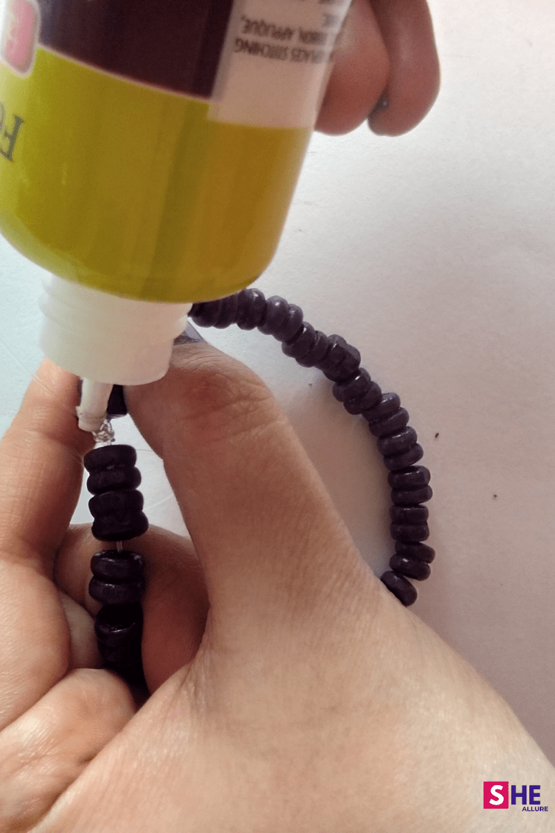 GLUE THE KNOTTING PART